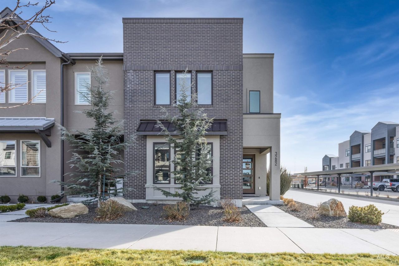 3282 S Millbrook Way, Boise, ID 83716 Main Photo