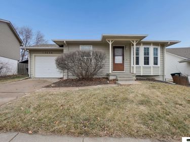 13636 W Street, Omaha, NE 68137