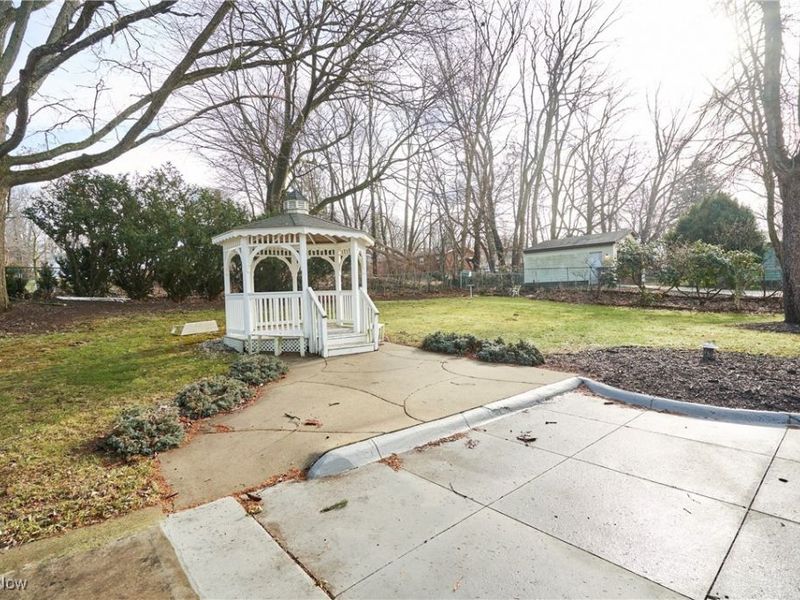 1225 Belleflower Road, Akron, OH 44307 Photo 15