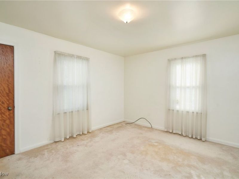 1225 Belleflower Road, Akron, OH 44307 Photo 4