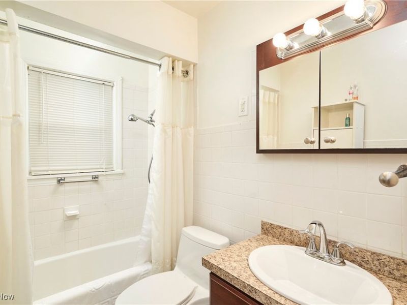 1225 Belleflower Road, Akron, OH 44307 Photo 5