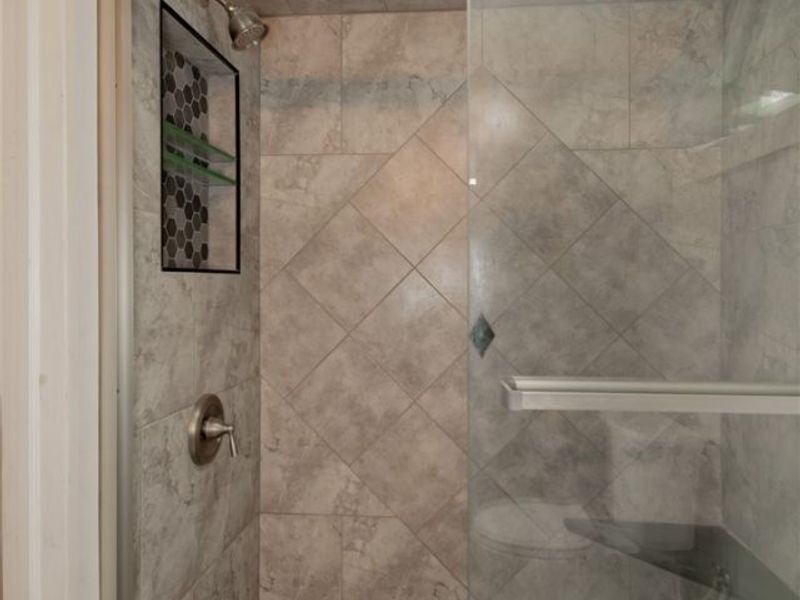 518 E 305th Street, Willowick, OH 44095 Photo 15