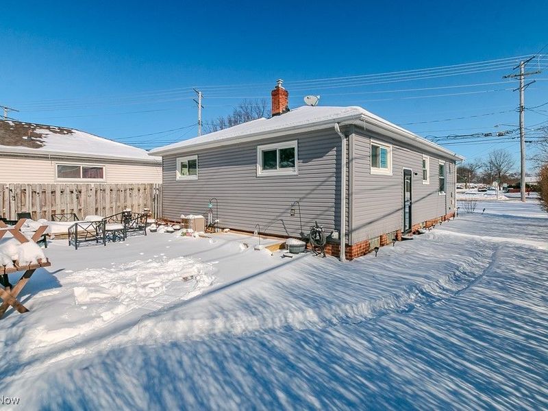 518 E 305th Street, Willowick, OH 44095 Photo 30