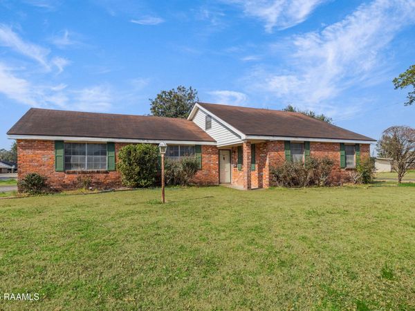 301 Venus Drive, Lafayette, LA 70501