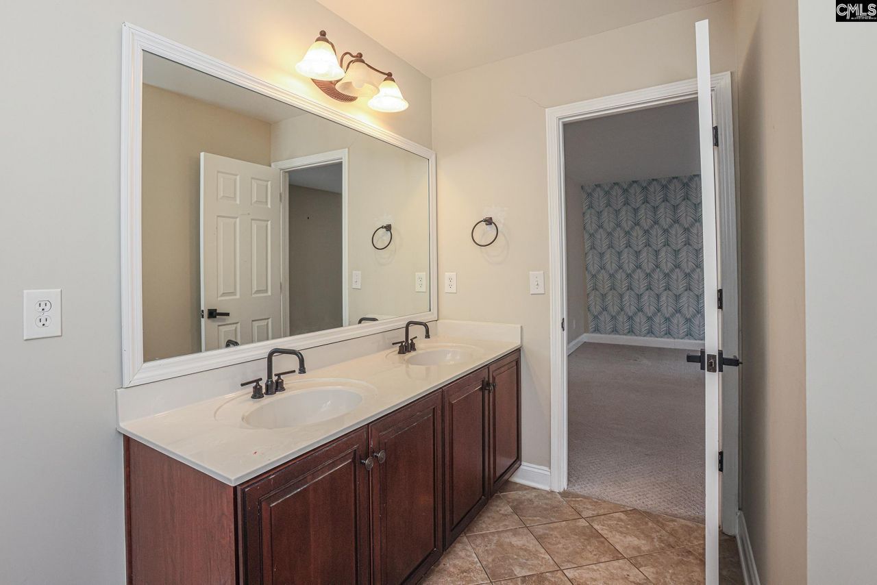 144 Hearthwood Circle Photo 21