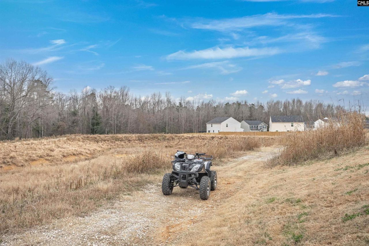 3025 Blue Brook Lane Photo 35