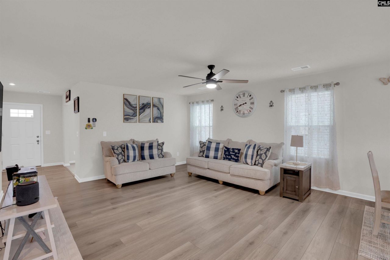 3025 Blue Brook Lane Photo 9