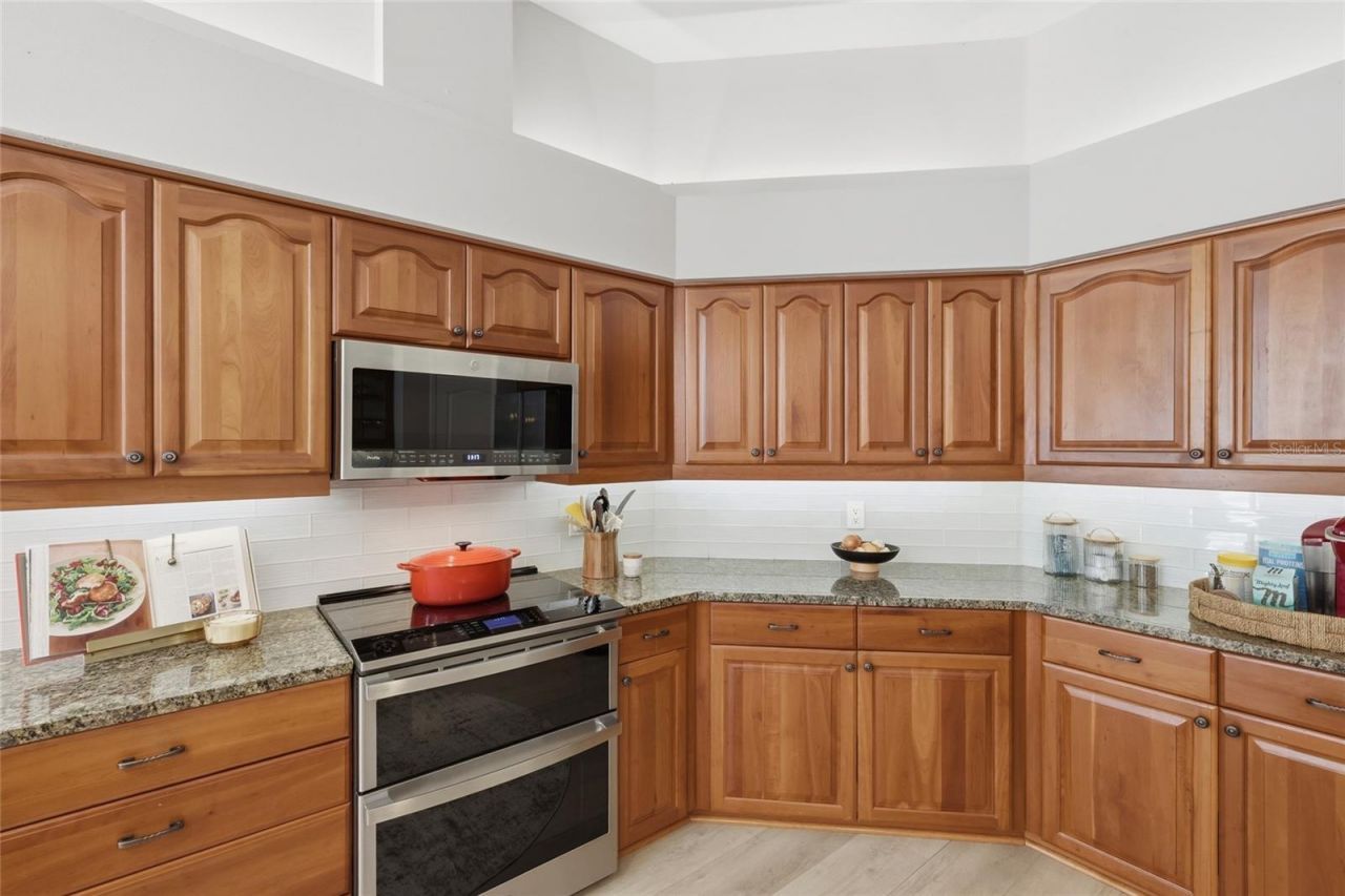 7321 Links Court, Sarasota, FL 34243 Photo