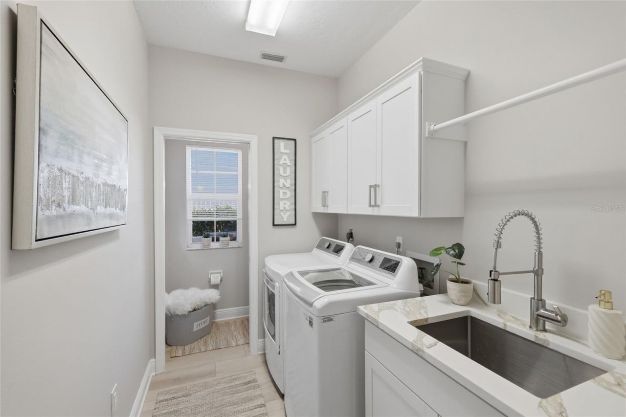 7321 Links Court, Sarasota, FL 34243 Photo