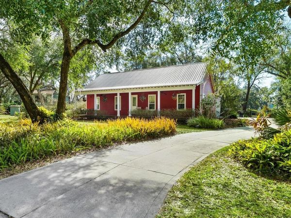 10616 POE STREET, LEESBURG, FL 34788