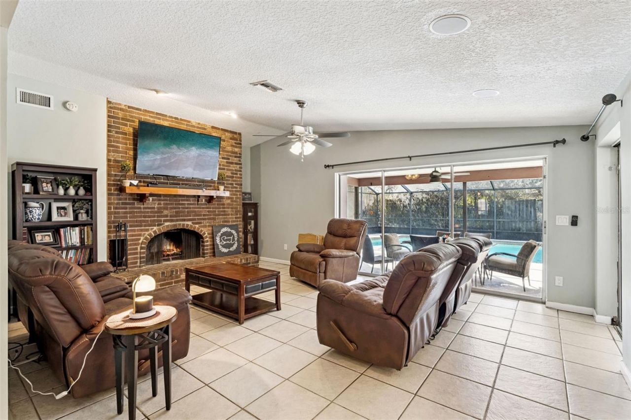 516 Pineview Street, Altamonte Springs, FL 32701 Photo