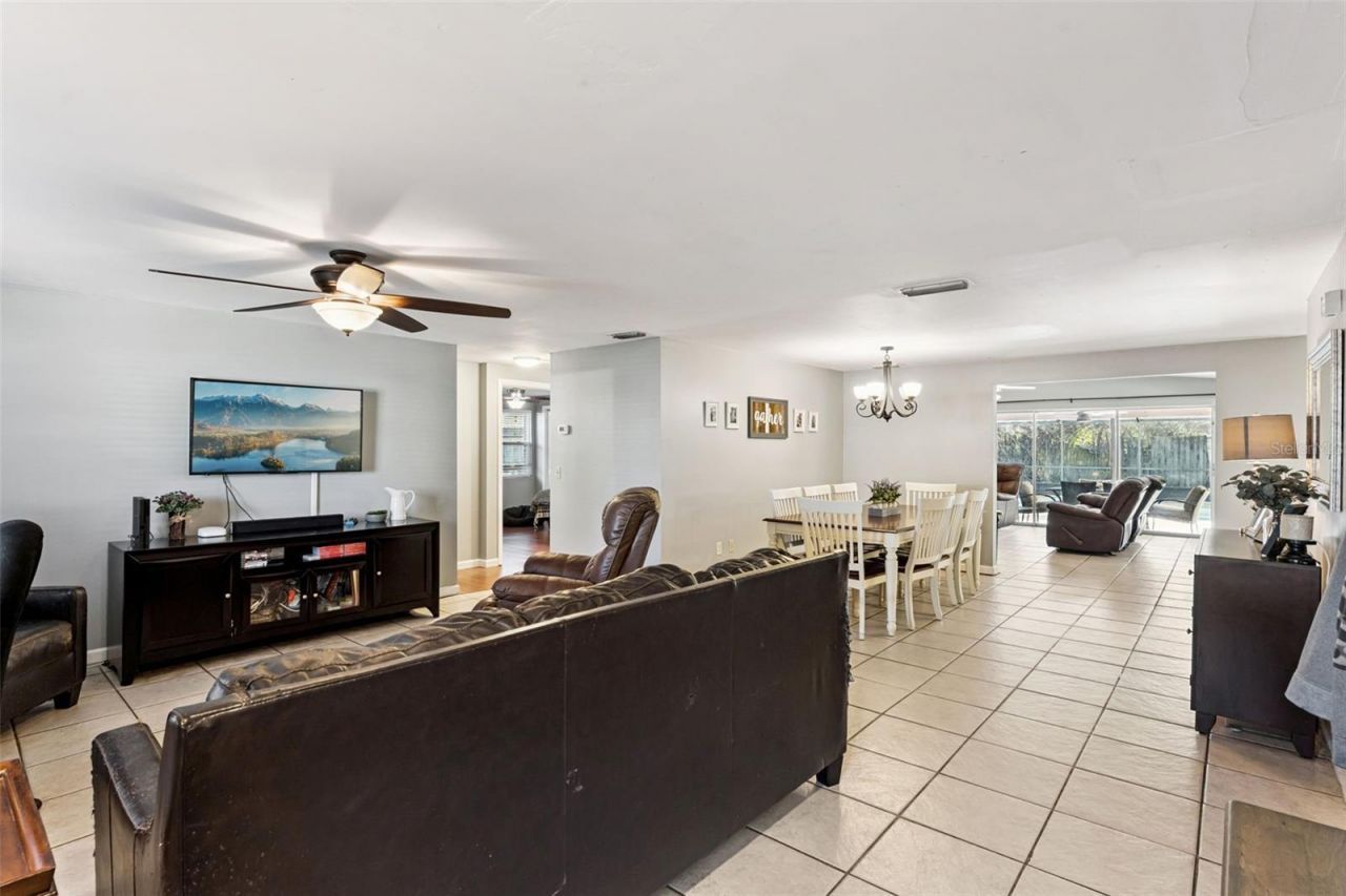 516 Pineview Street, Altamonte Springs, FL 32701 Photo