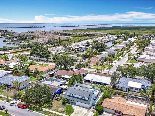 4710 TRAVERTINE DRIVE, TAMPA, FL 33615