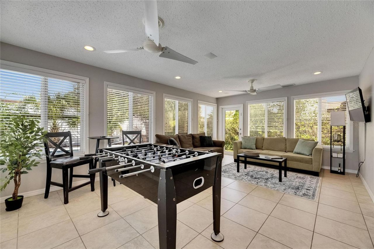 4710 Travertine Drive, Tampa, FL 33615 Photo