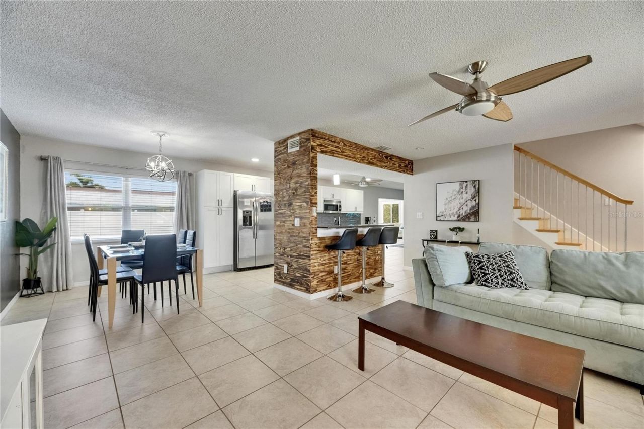 4710 Travertine Drive, Tampa, FL 33615 Photo