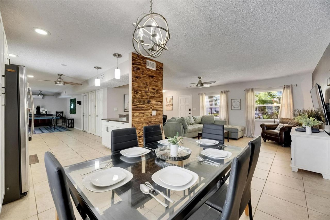 4710 Travertine Drive, Tampa, FL 33615 Photo
