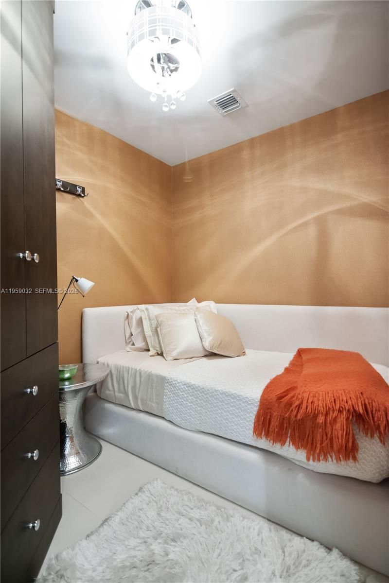 2711 S Ocean Dr , Unit 2205, Hollywood, FL 33019 Photo