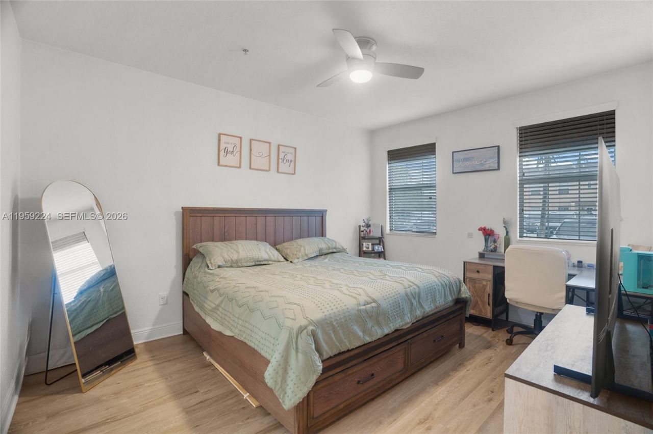 14774 SW 10th St, Unit 10502, Pembroke Pines, FL 33027 Photo