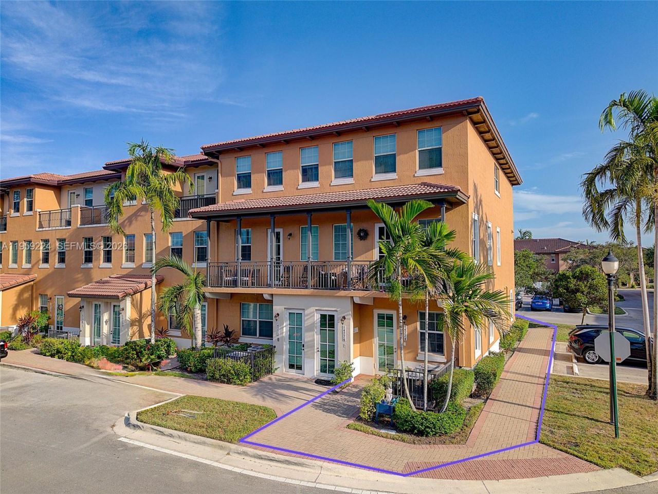 14774 SW 10th St, Unit 10502, Pembroke Pines, FL 33027 Photo