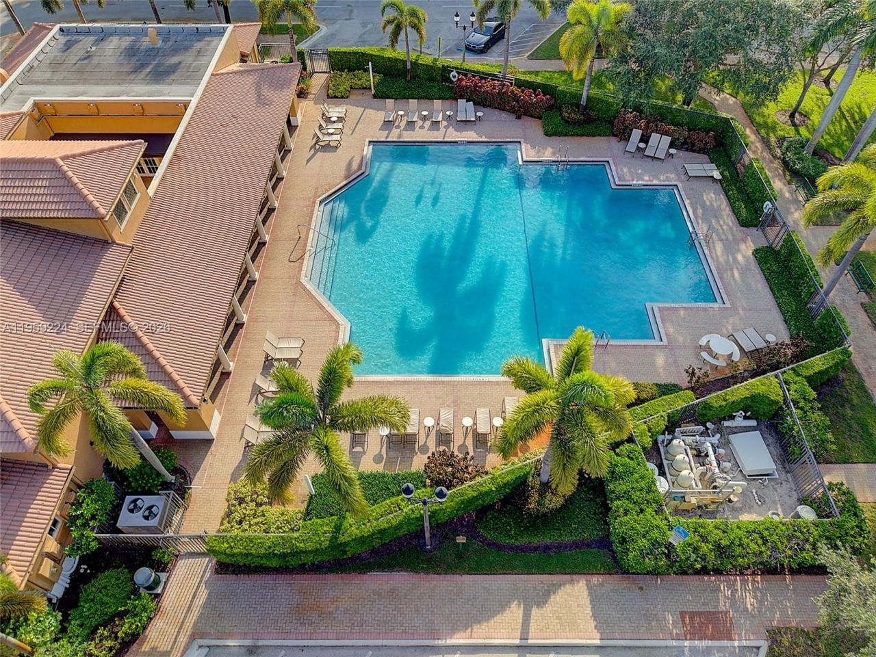 14774 SW 10th St, Unit 10502, Pembroke Pines, FL 33027 Photo