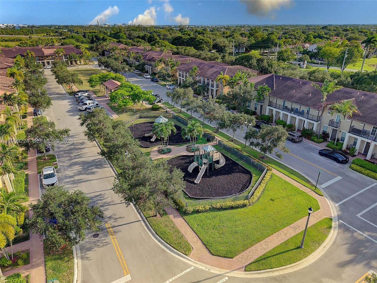 14774 SW 10th St, Unit 10502, Pembroke Pines, FL 33027 Photo