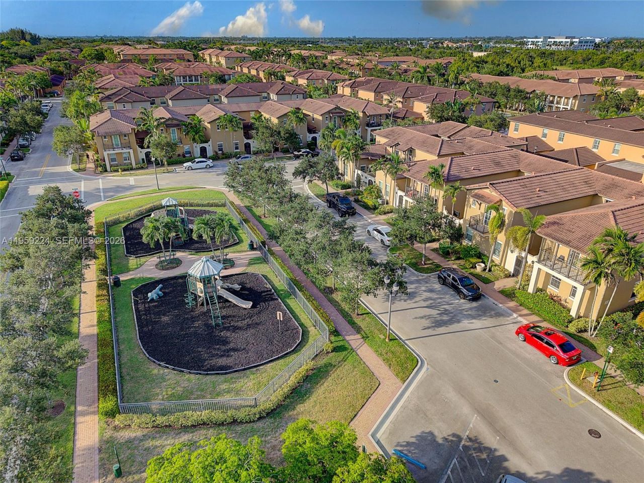 14774 SW 10th St, Unit 10502, Pembroke Pines, FL 33027 Photo