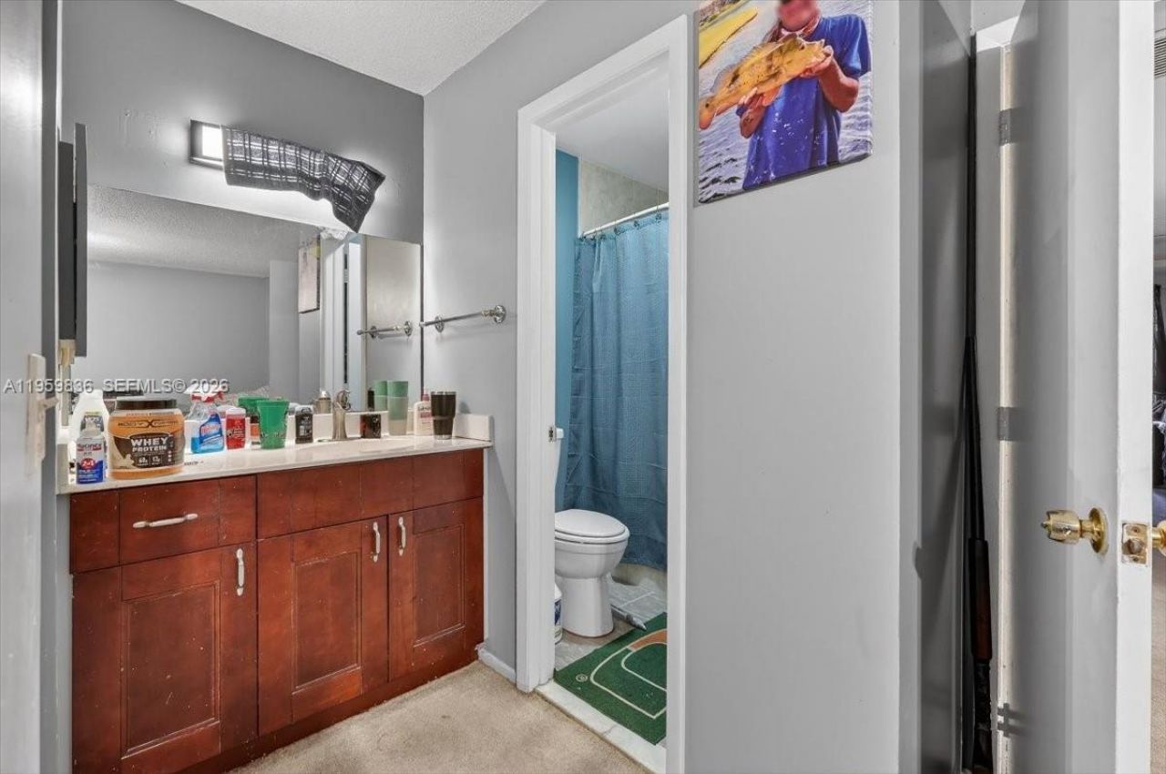 9125 Limetree Ln, Unit 168, Pembroke Pines, FL 33024 Photo