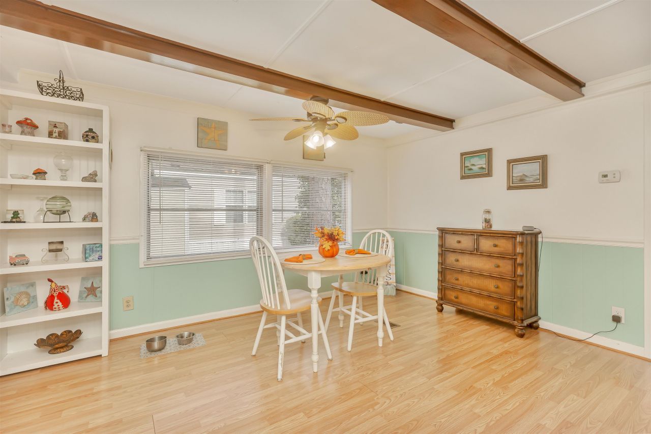 382 W Canal St. Photo 15