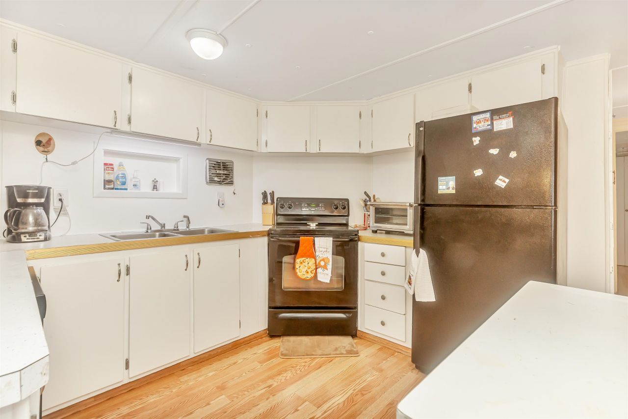 382 W Canal St. Photo 17