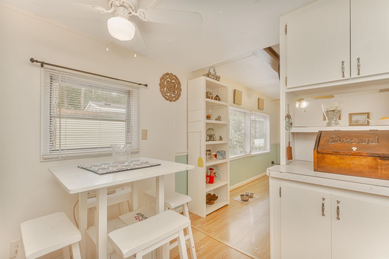 382 W Canal St. Photo 19