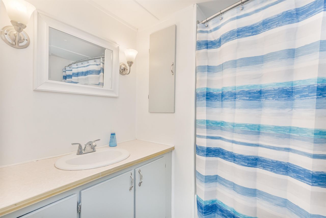 382 W Canal St. Photo 26