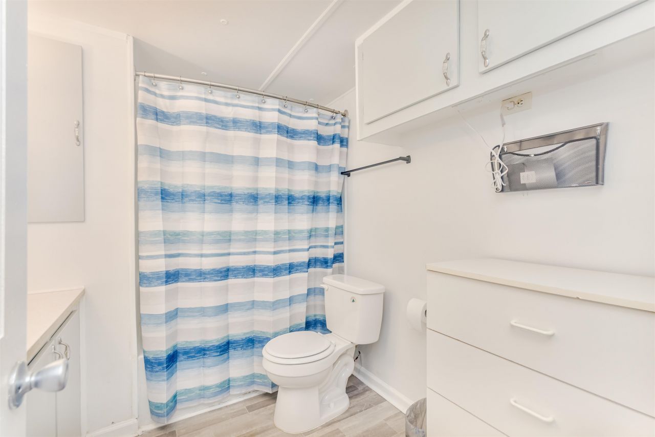 382 W Canal St. Photo 27