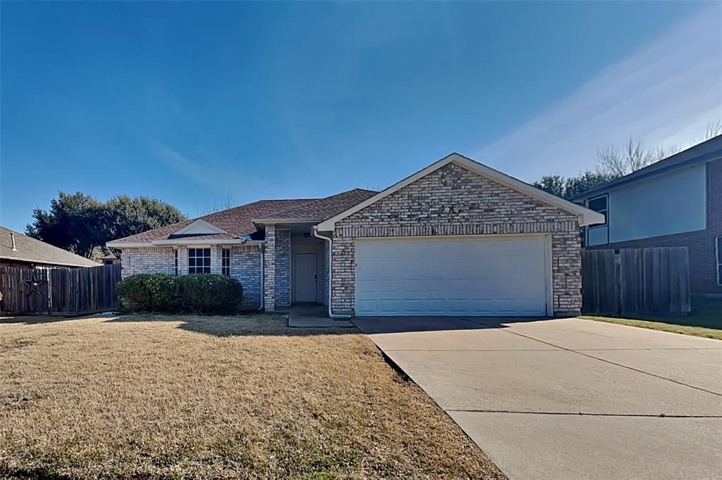 4908 Shady Oak Trail, Grand Prairie, TX 75052 Main Photo