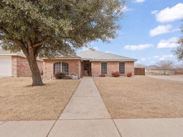 301 Rock Meadow Drive, Crowley, TX 76036