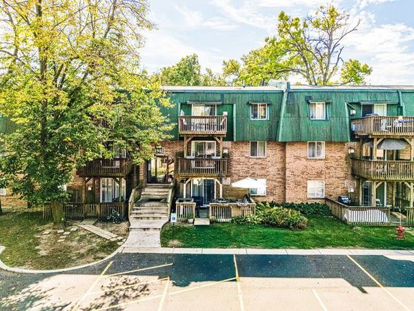 1942 Tall Oaks Drive, Unit 1A, Aurora, IL 60505