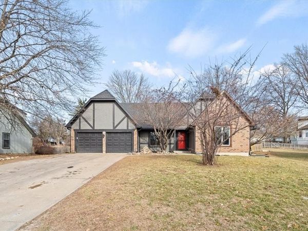 13408 W 78TH Terrace, Lenexa, KS 66216