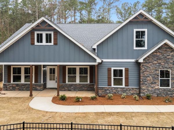 9129 Lakeview Parkway, Villa Rica, GA 30180