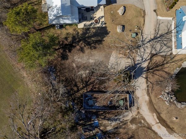 37220 S Cliff Crest Drive , Langley, OK 74301