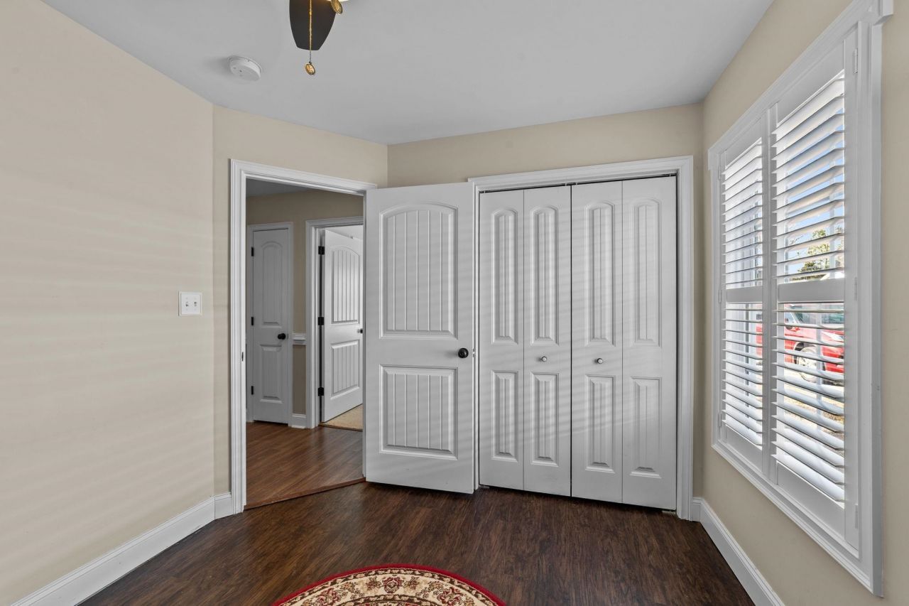 183 Ecum Secum Pl. Photo 21