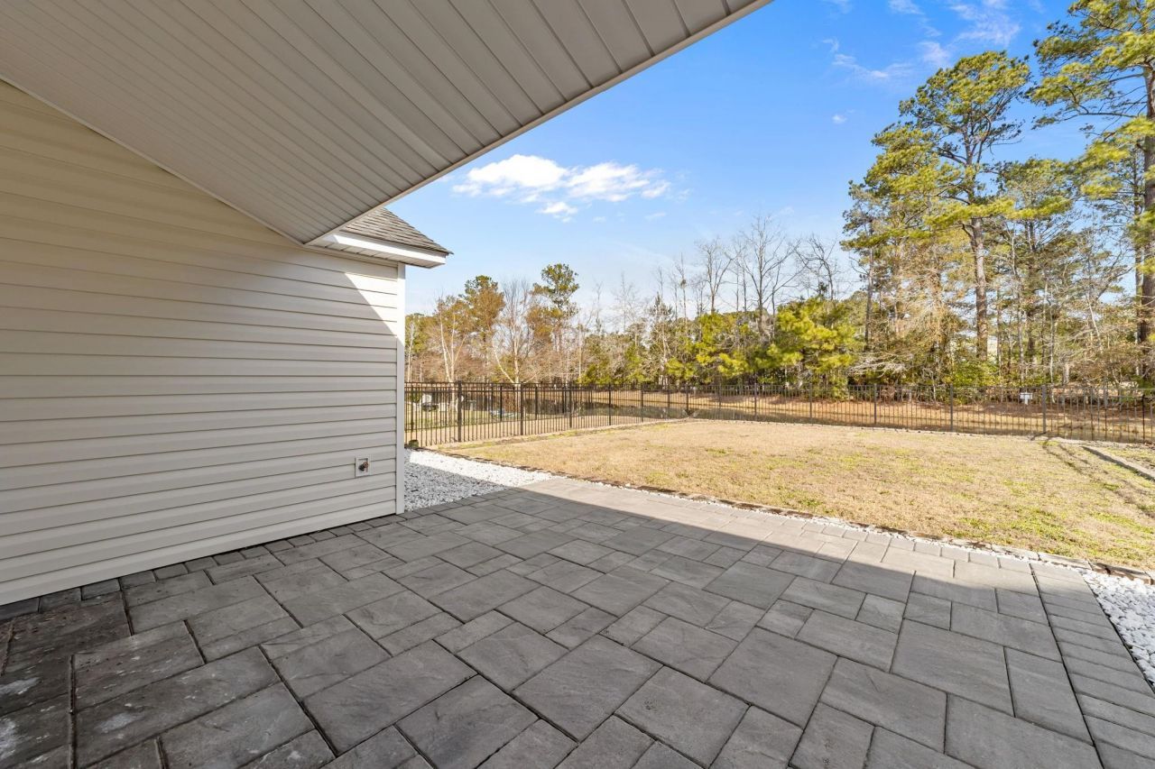 183 Ecum Secum Pl. Photo 25