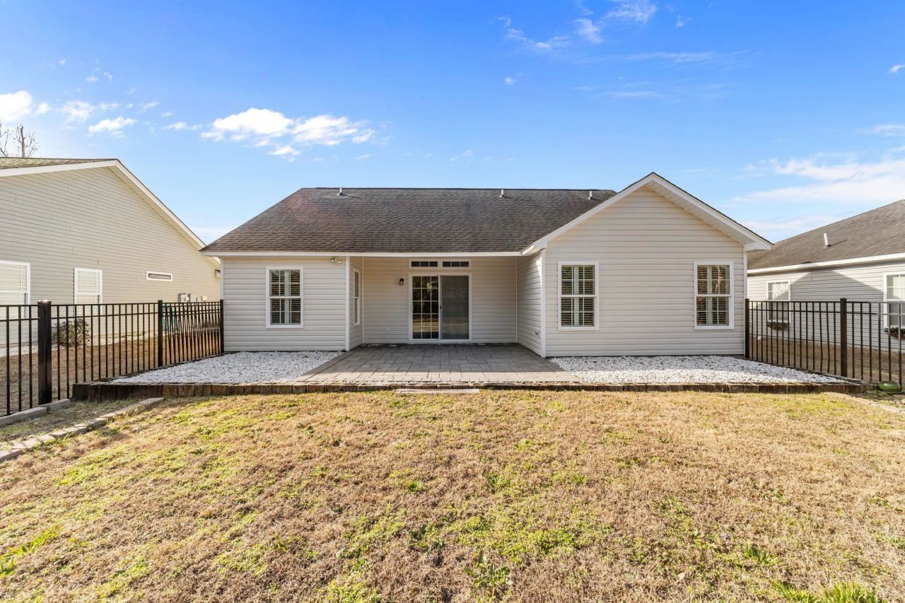 183 Ecum Secum Pl. Photo 26