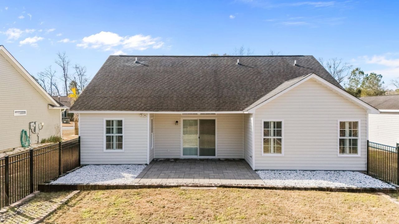 183 Ecum Secum Pl. Photo 29