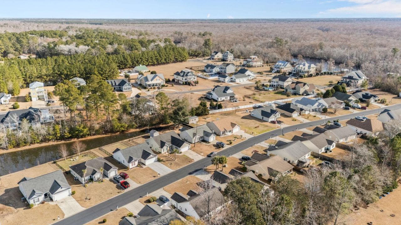 183 Ecum Secum Pl. Photo 36