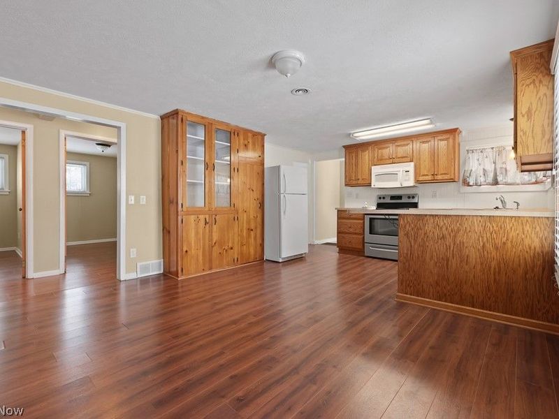 888 Fairfield School Road, Columbiana, OH 44408 Photo 4