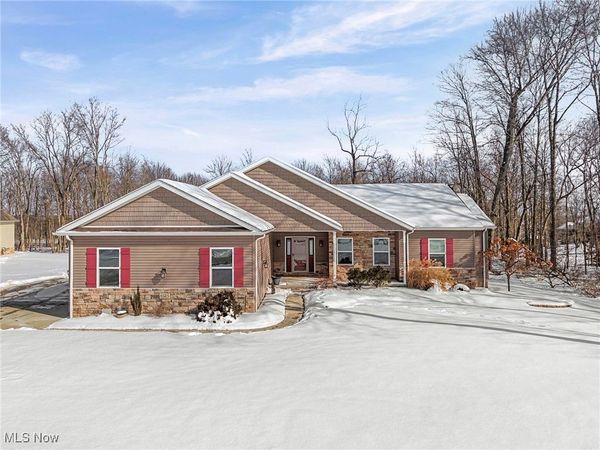 8525 Broxton Court, Westfield Center, OH 44251