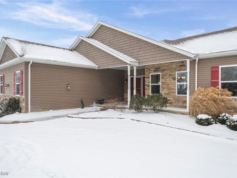 8525 Broxton Court, Westfield Center, OH 44251 Photo 3