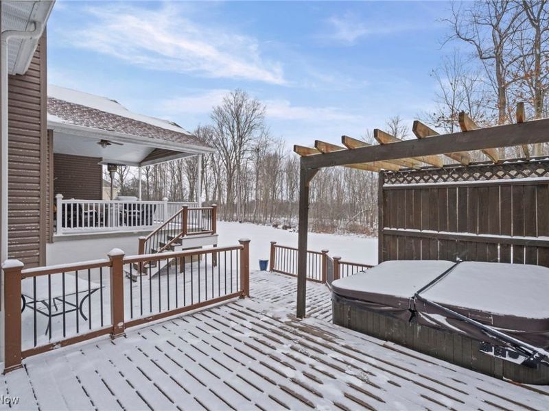 8525 Broxton Court, Westfield Center, OH 44251 Photo 7