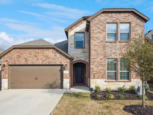 11213 Canyon Mine Drive, Aubrey, TX 76227