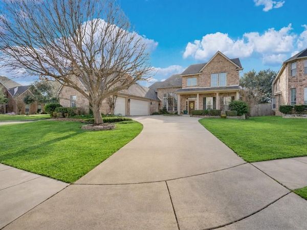6777 Island Drive, Grand Prairie, TX 75054