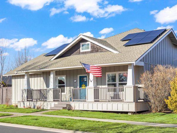 20606 Songbird Lane, Bend, OR 97702